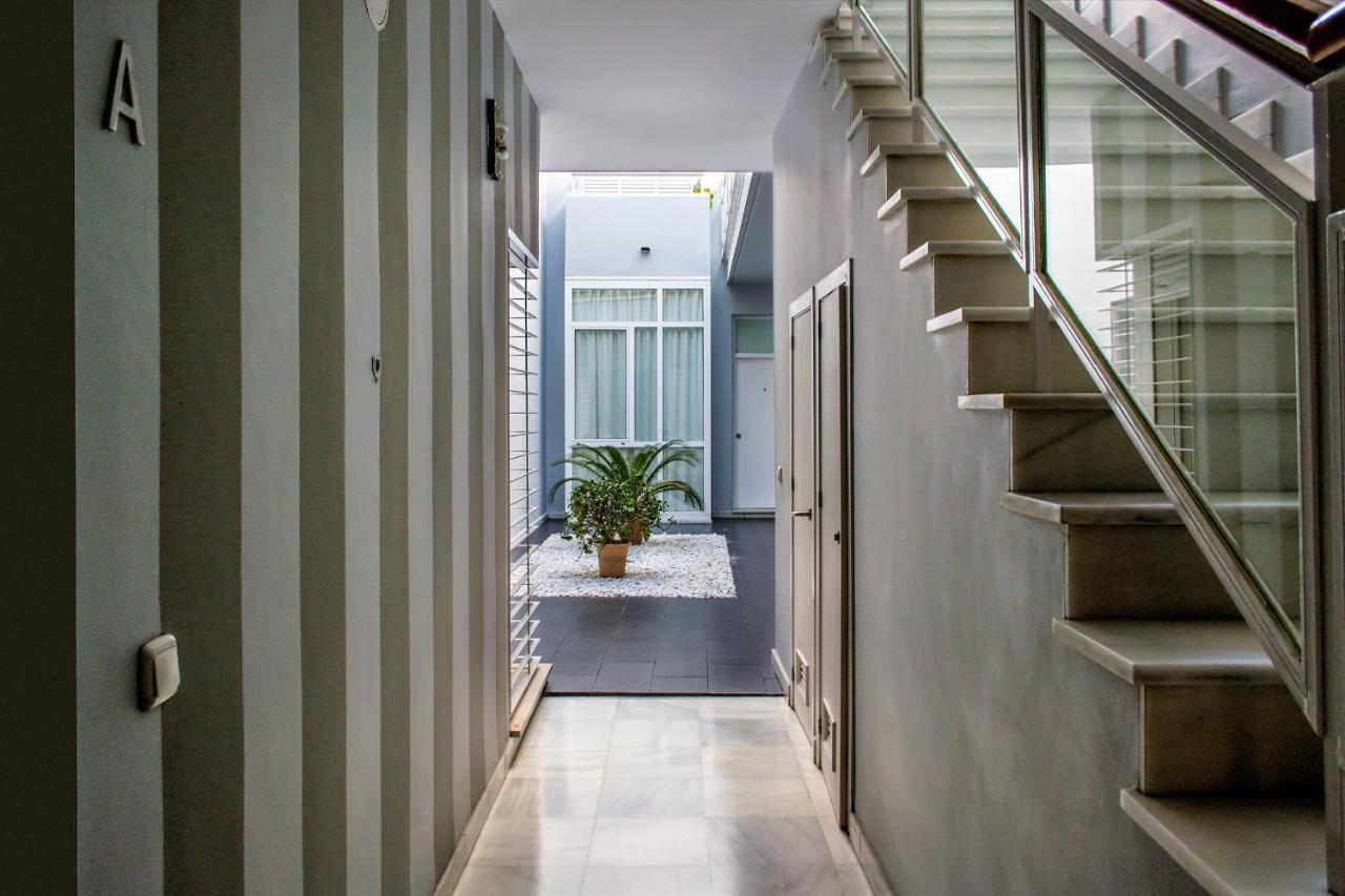 Descubrehome Sol Town Center Private Terrace Sevilla Ruang foto